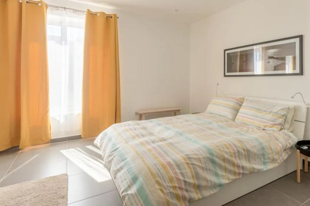 Luxury Central Hilltop Apartment With Great Views Naxxar Malta