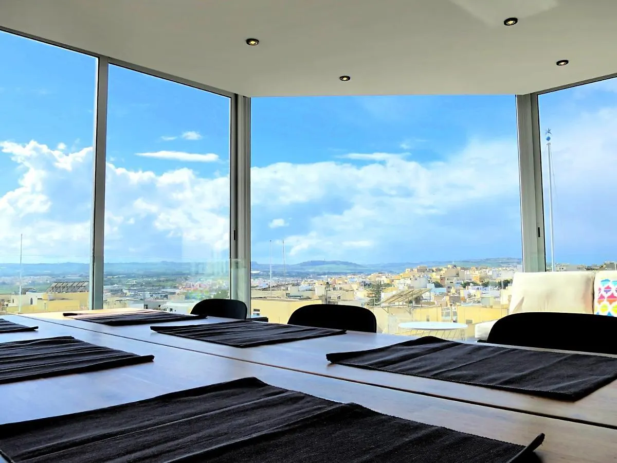 Luxury Central Hilltop Apartment With Great Views Naxxar